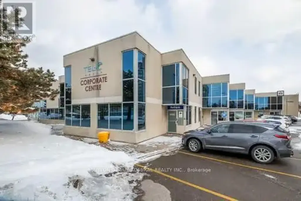 4,5,10 - 5 Kodiak Crescent Sw, Toronto (Downsview-Roding-CFB)